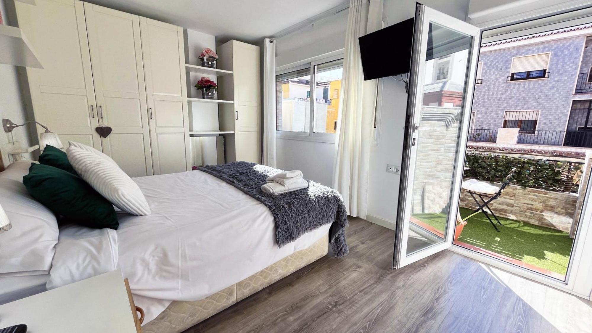 A 5 Minutos De La Playa Con Terraza En Malaga Apartment Екстериор снимка